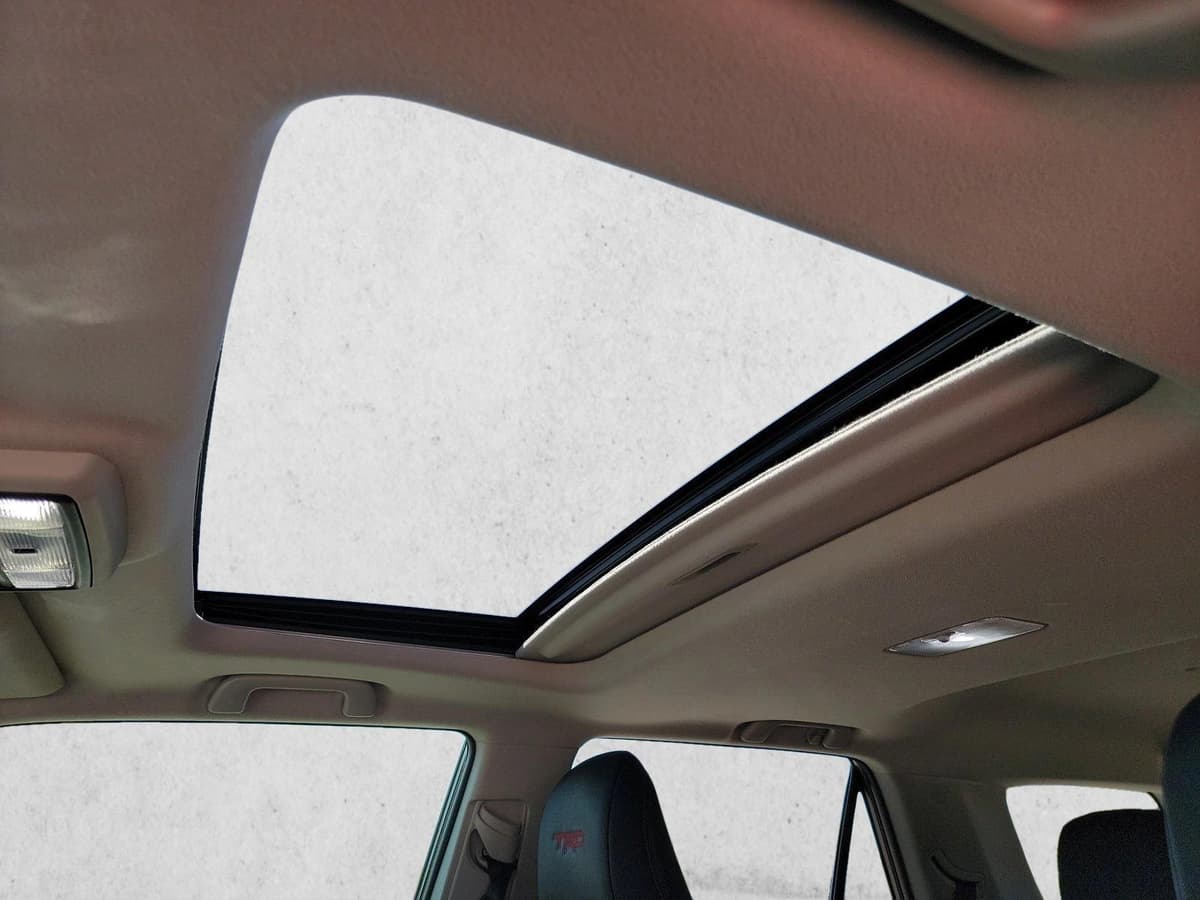 2023 Toyota 4Runner - Image 19