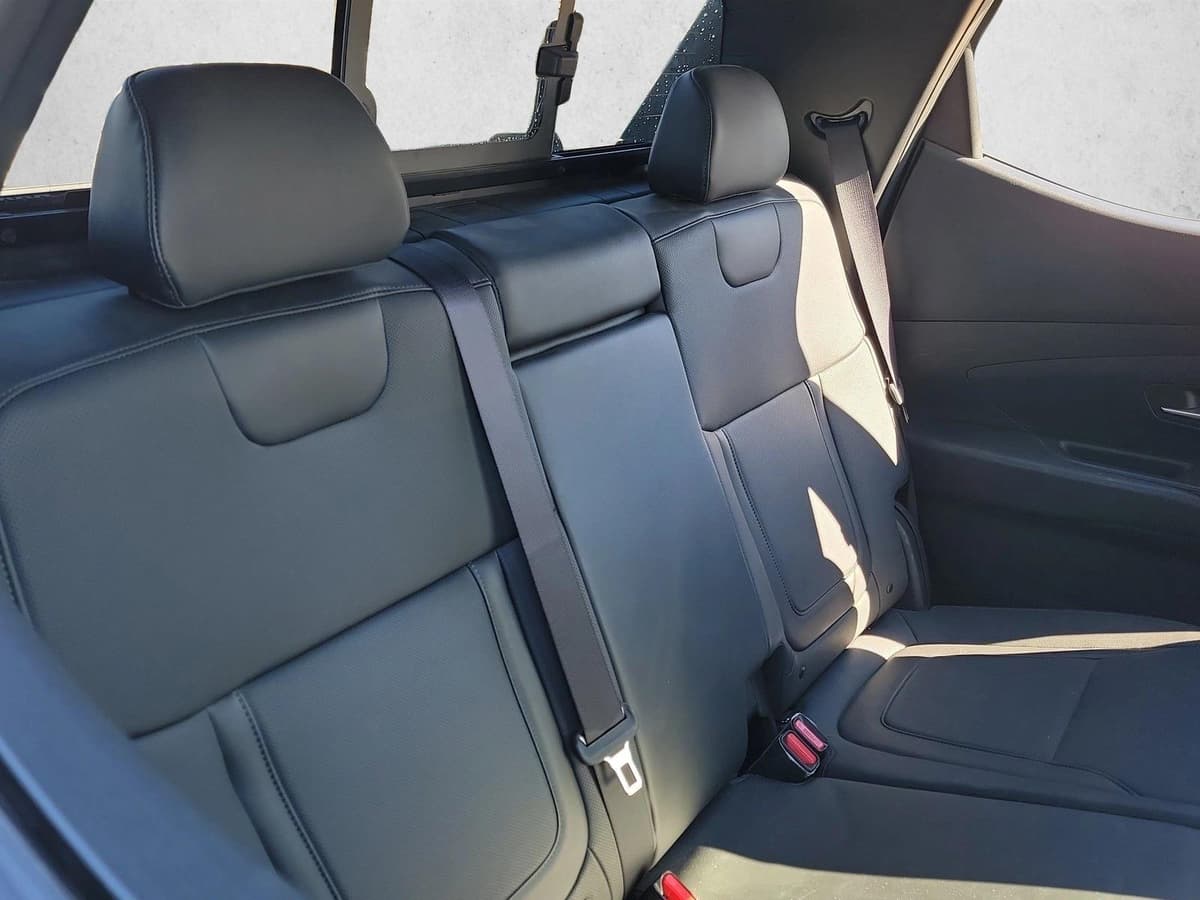 2024 Hyundai Santa Cruz - Image 16