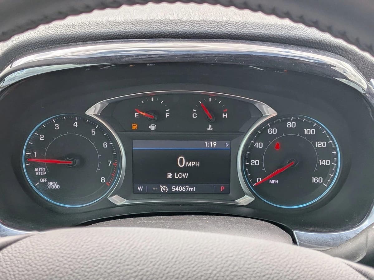 2021 Chevrolet Traverse - Image 11