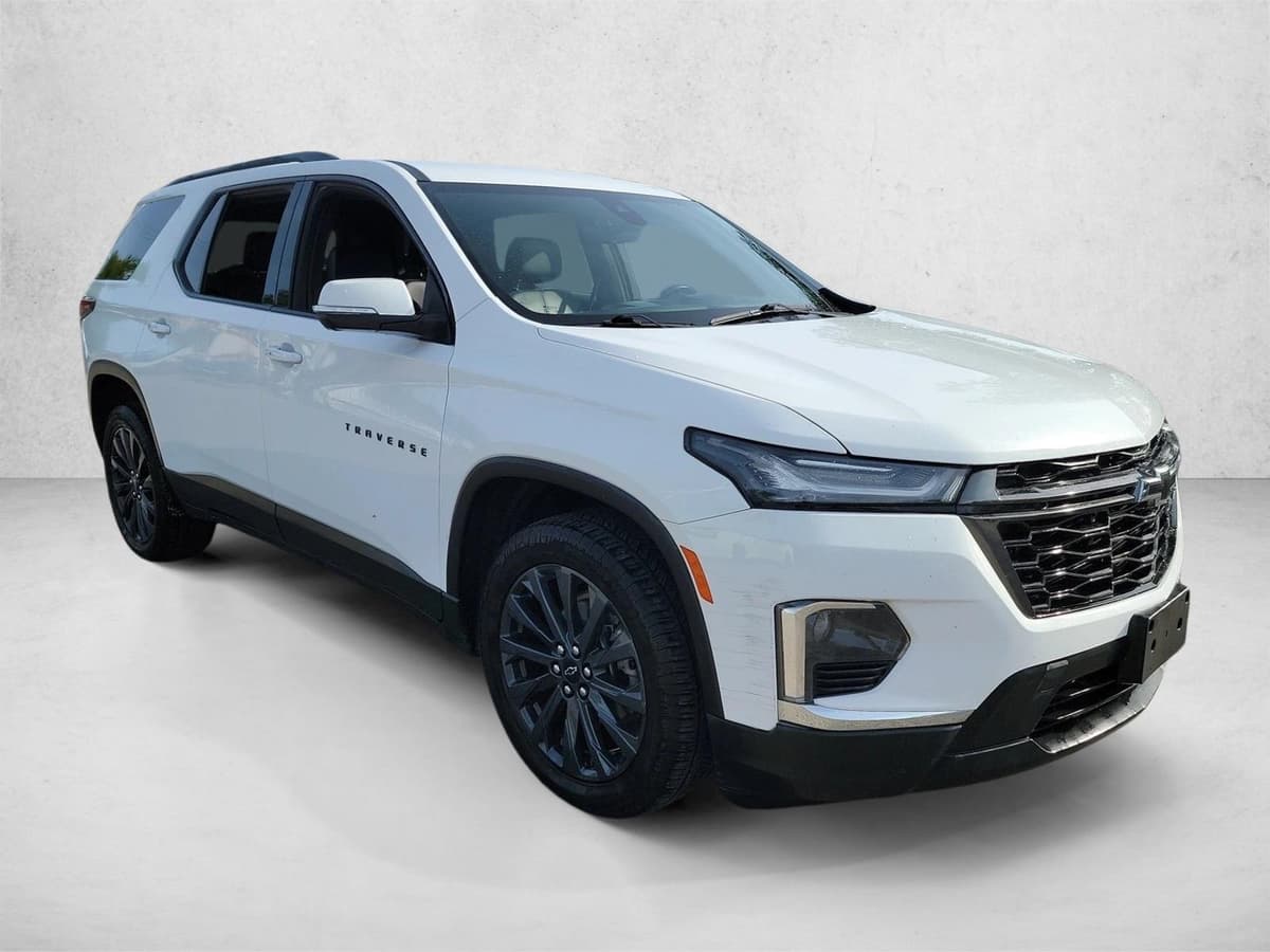 2022 Chevrolet Traverse - Image 3