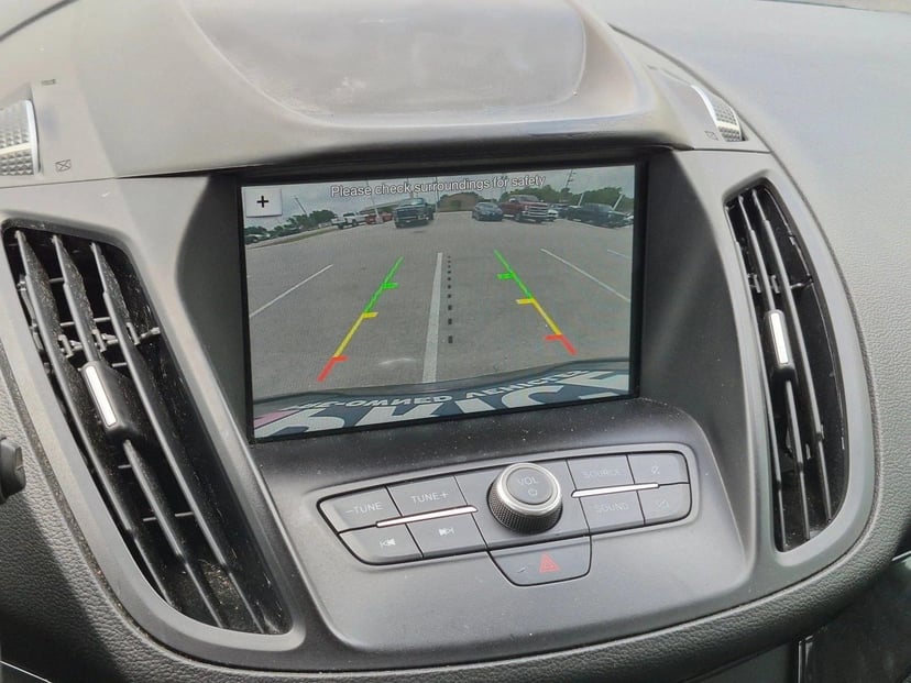 2019 Ford Escape - Image 12