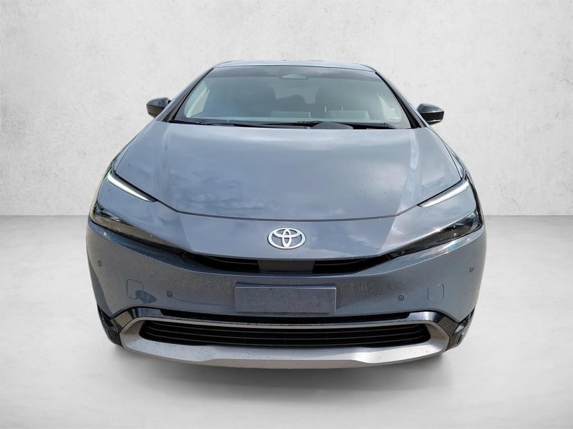 2023 Toyota Prius - Image 2