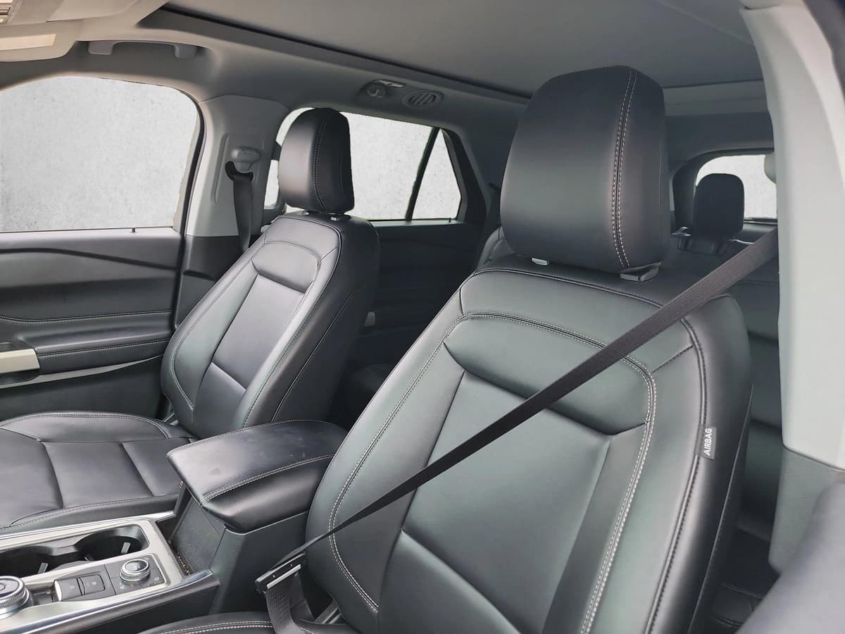 2024 Ford Explorer - Image 13