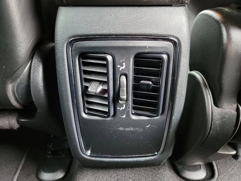 2019 Jeep Grand Cherokee - Image 17