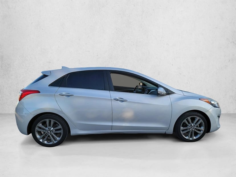 2016 Hyundai Elantra GT - Image 3