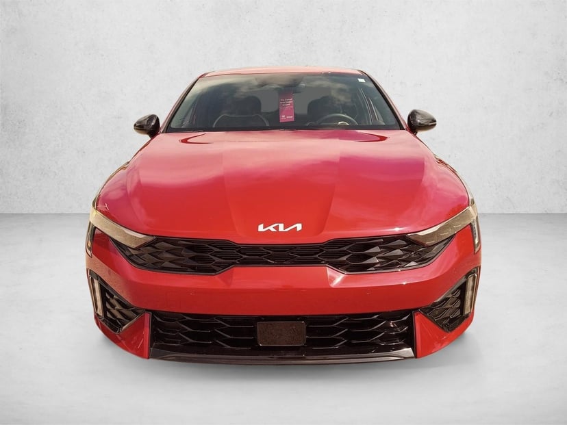 2025 Kia K5 - Image 2