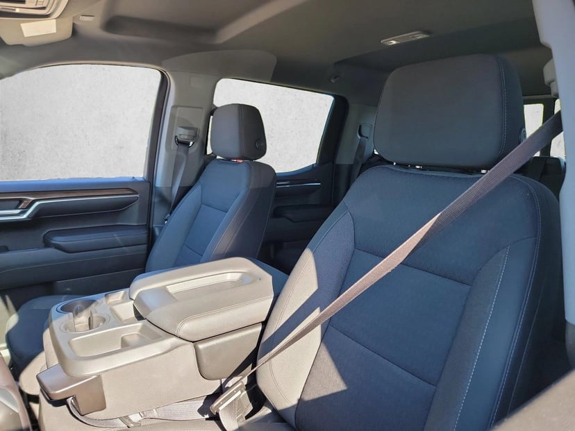 2022 Chevrolet Silverado 1500 - Image 13