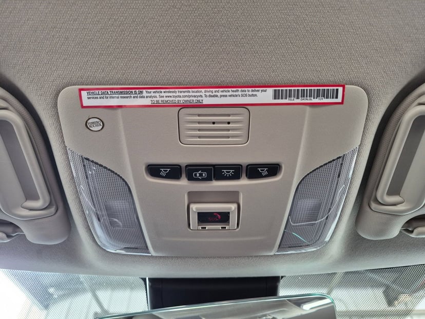 2022 Toyota Corolla - Image 15