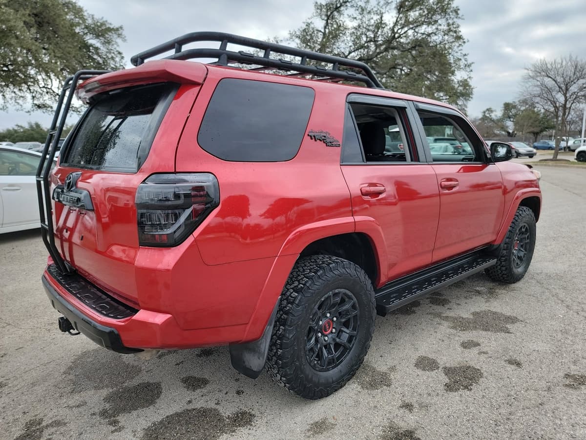 2020 Toyota 4Runner - Image 5