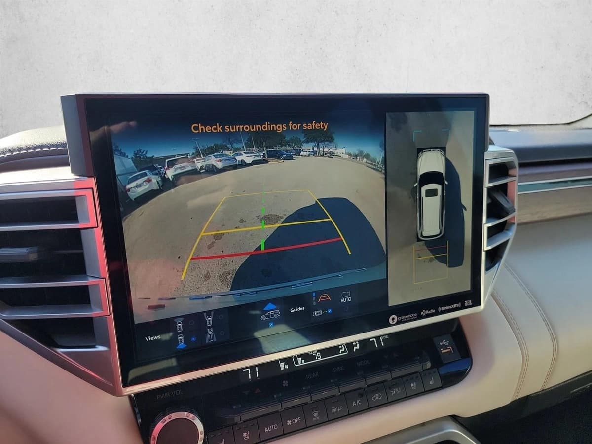 2023 Toyota Sequoia - Image 24