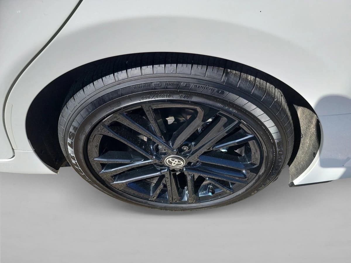 2025 Toyota Camry - Image 12