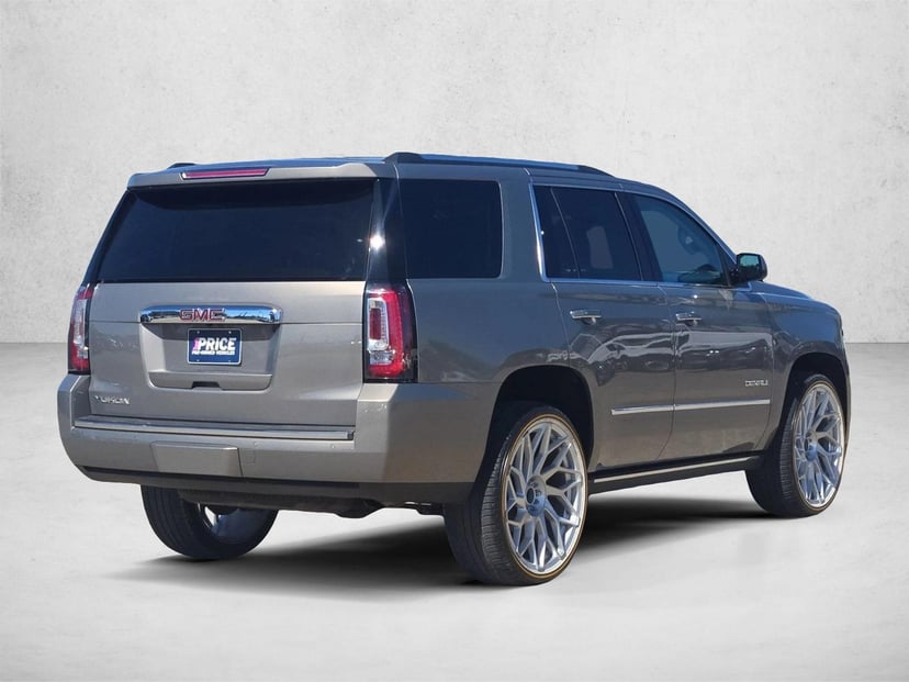 2019 GMC Yukon - Image 5