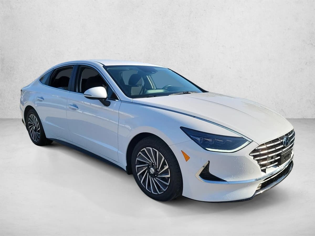 2023 Hyundai Sonata Hybrid - Image 3