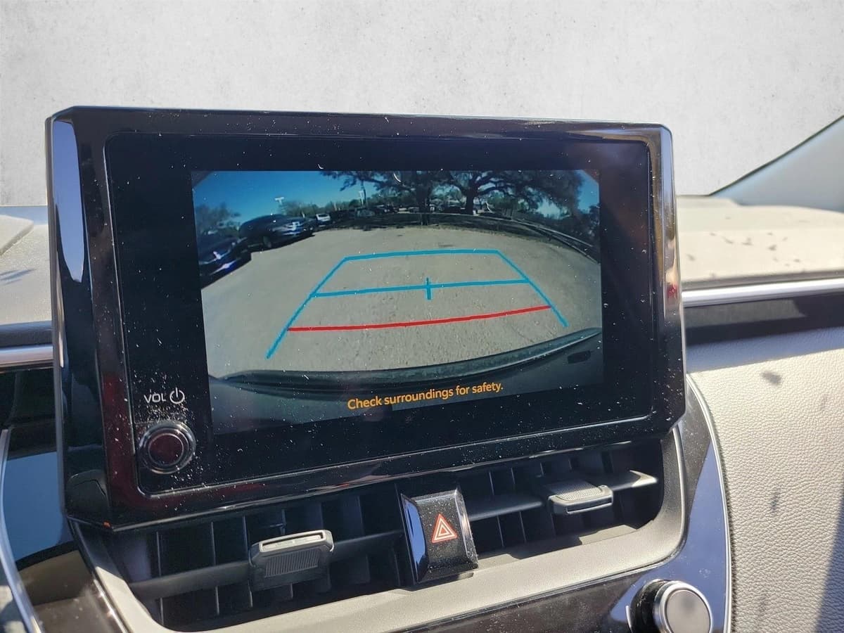 2023 Toyota Corolla - Image 22