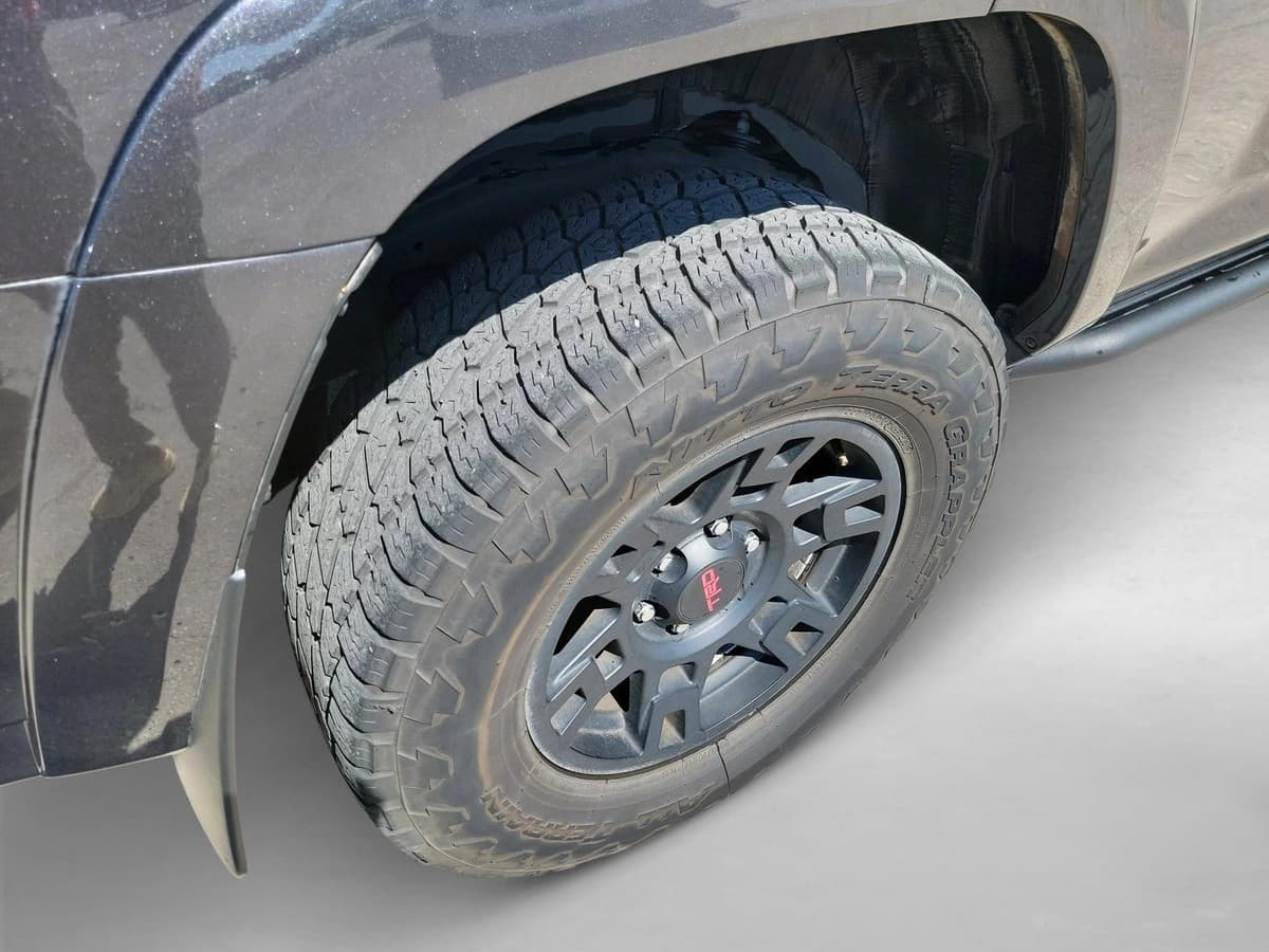 2023 Toyota 4Runner - Image 11