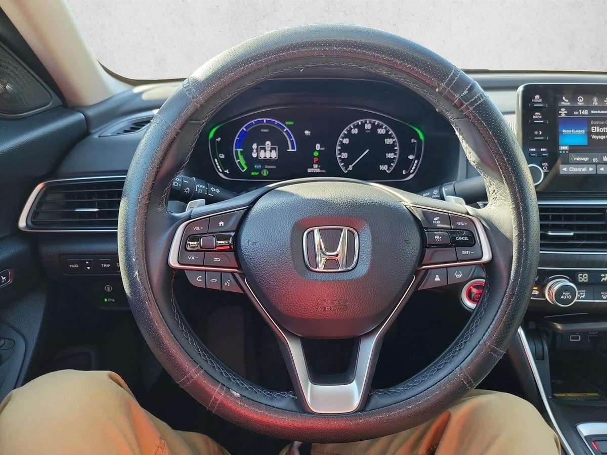 2022 Honda Accord Hybrid - Image 20