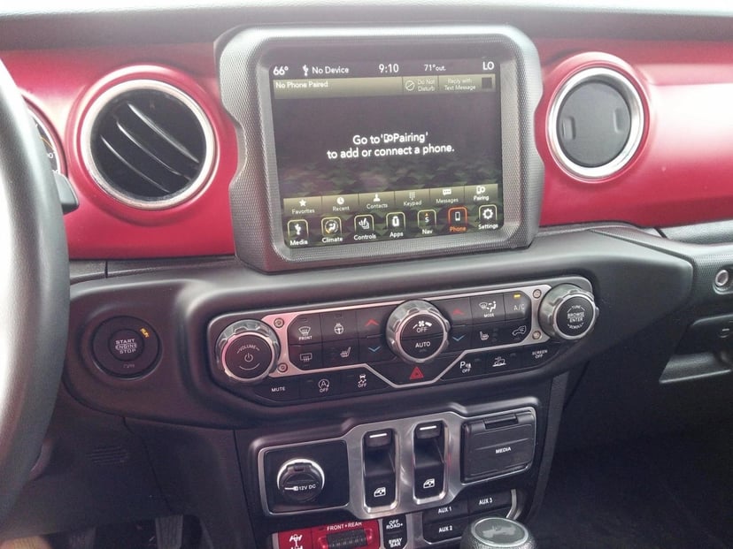 2023 Jeep Wrangler - Image 17