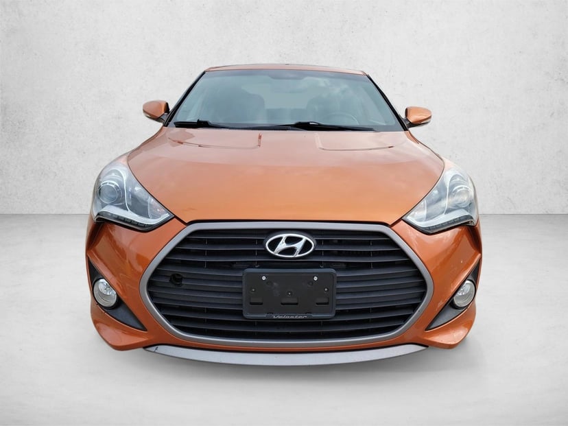 2016 Hyundai Veloster - Image 2