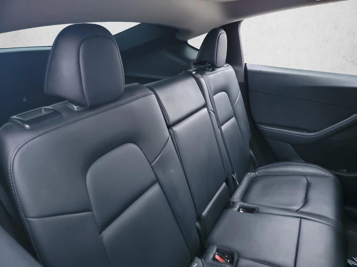 2022 Tesla Model Y - Image 13