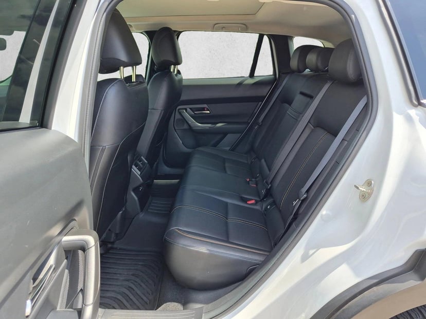 2023 Mazda CX-50 - Image 19