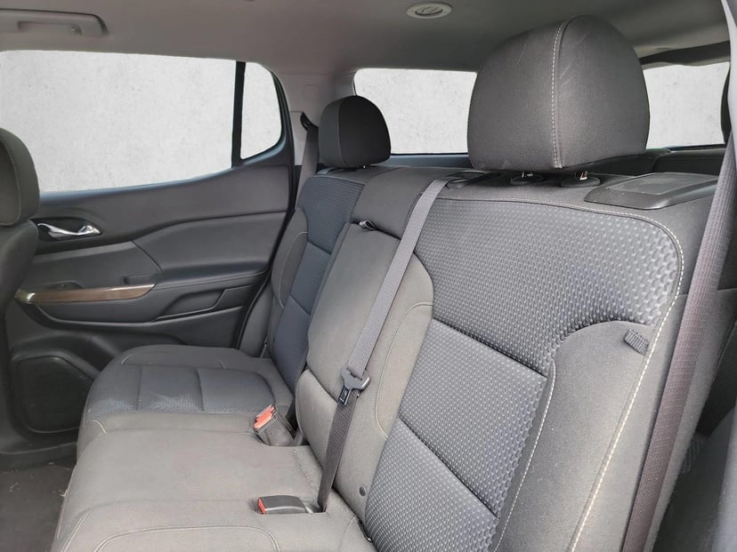 2020 GMC Acadia - Image 14