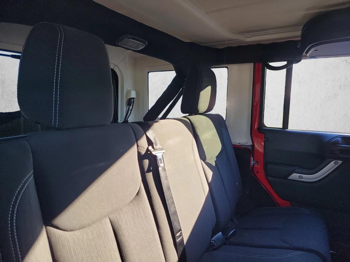 2016 Jeep Wrangler JK Unlimited - Image 16