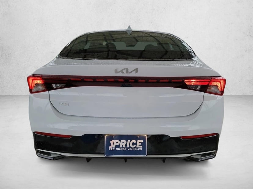 2023 Kia K5 - Image 6