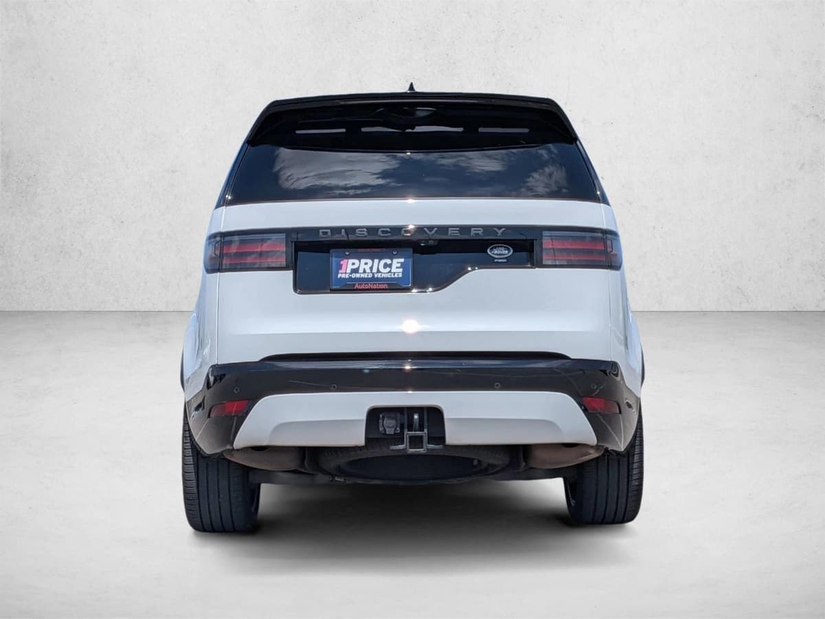 2023 Land Rover Discovery - Image 6