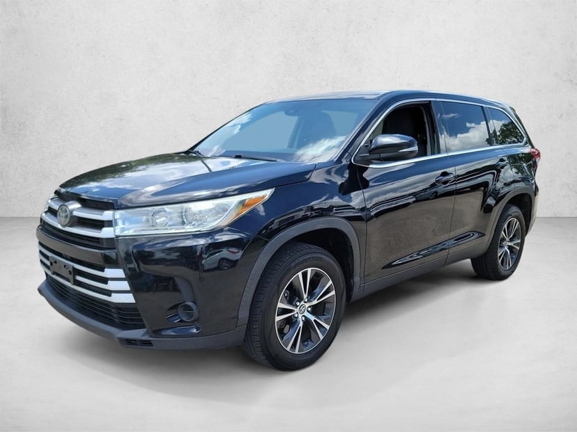2019 Toyota Highlander - Image 1