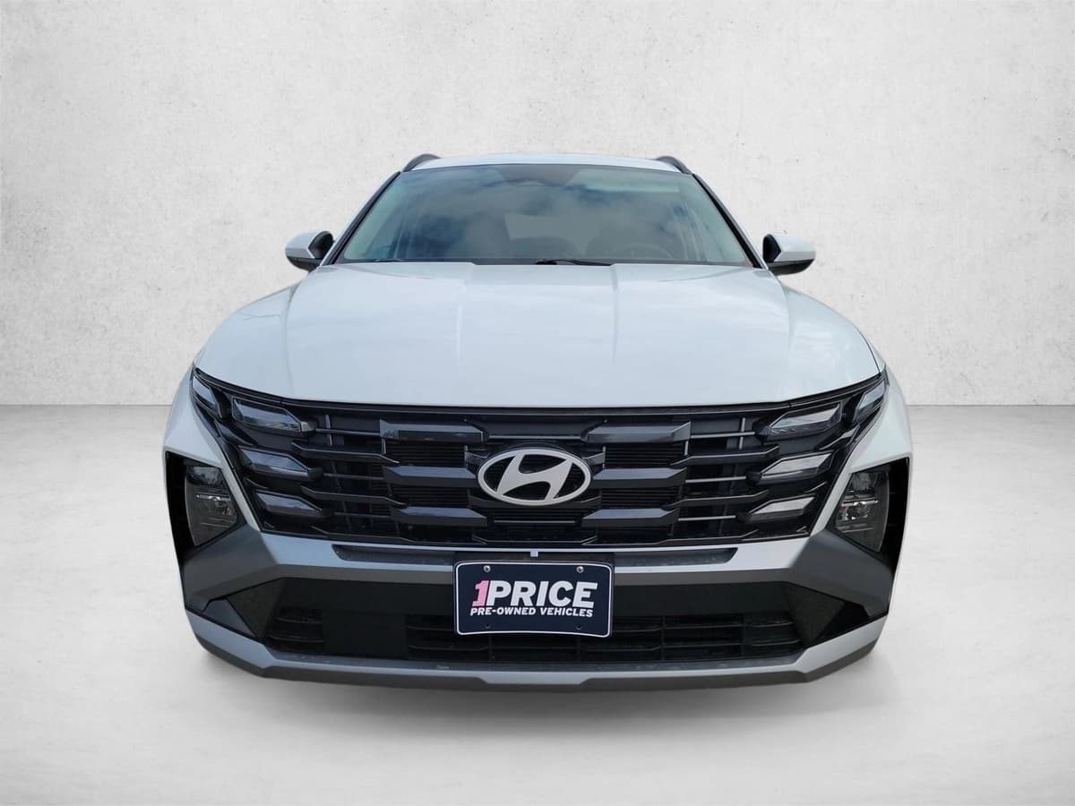 2025 Hyundai Tucson - Image 2