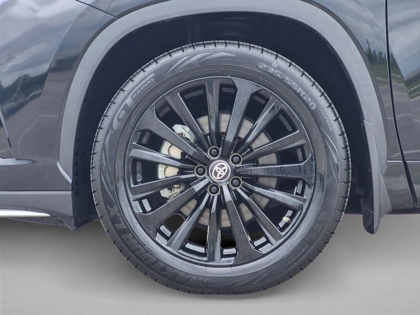 2024 Toyota Highlander - Image 24