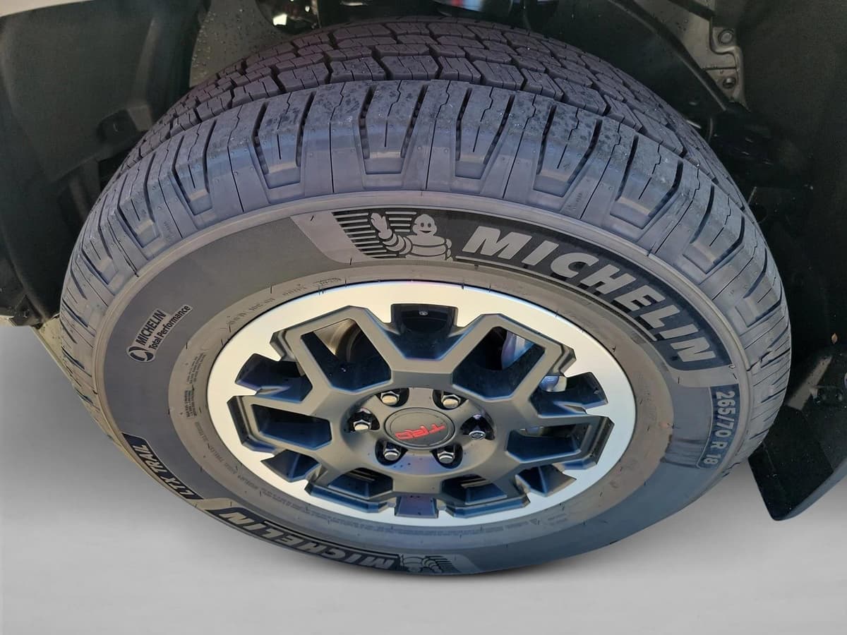 2025 Toyota 4Runner i-FORCE MAX - Image 9