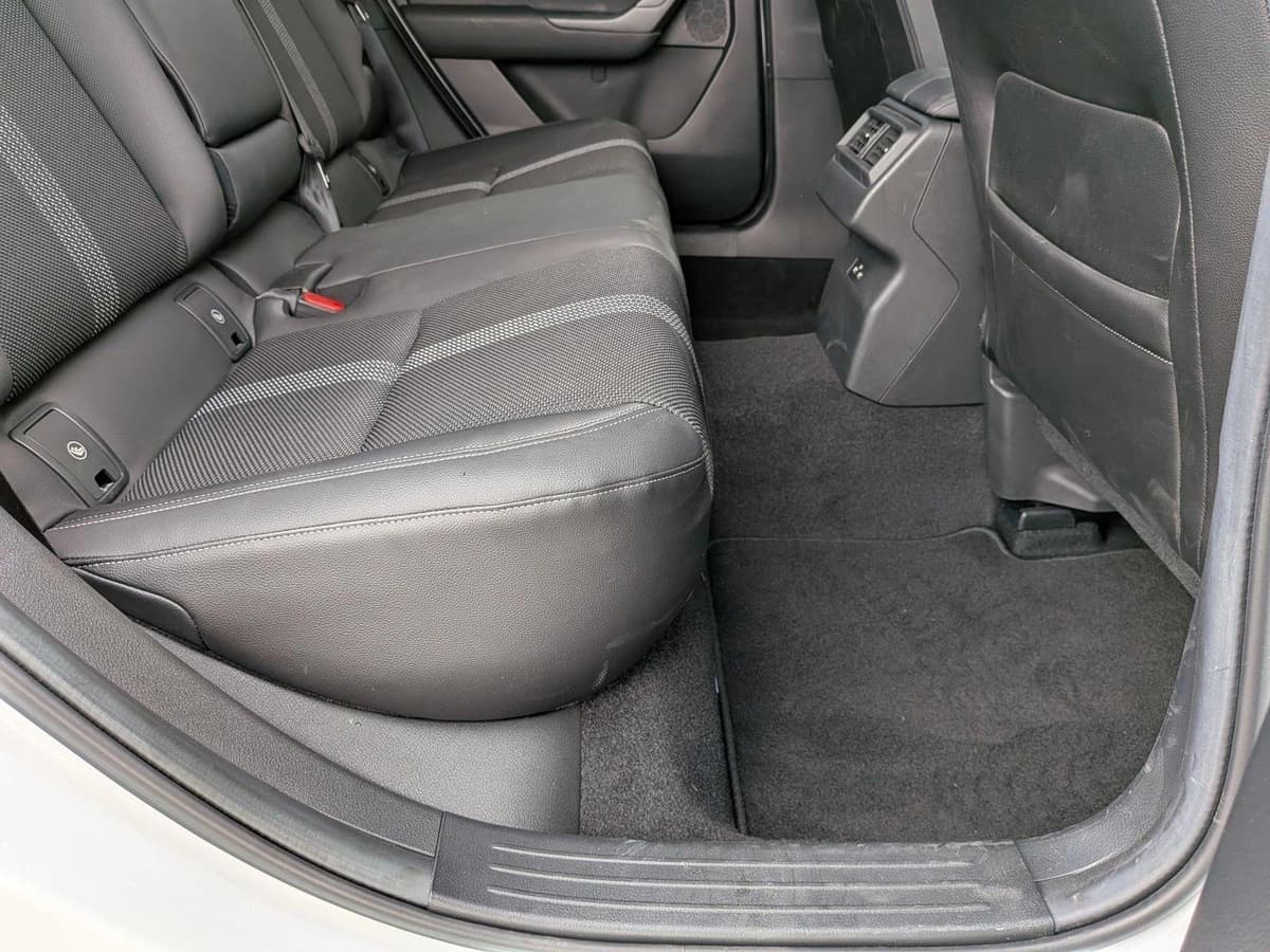 2023 Mazda CX-50 - Image 20