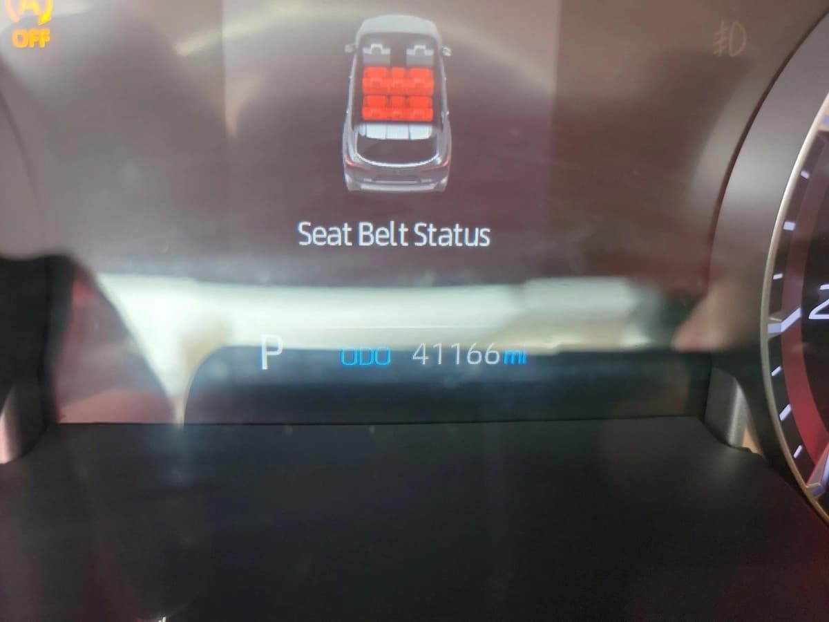 2022 Toyota Highlander - Image 17