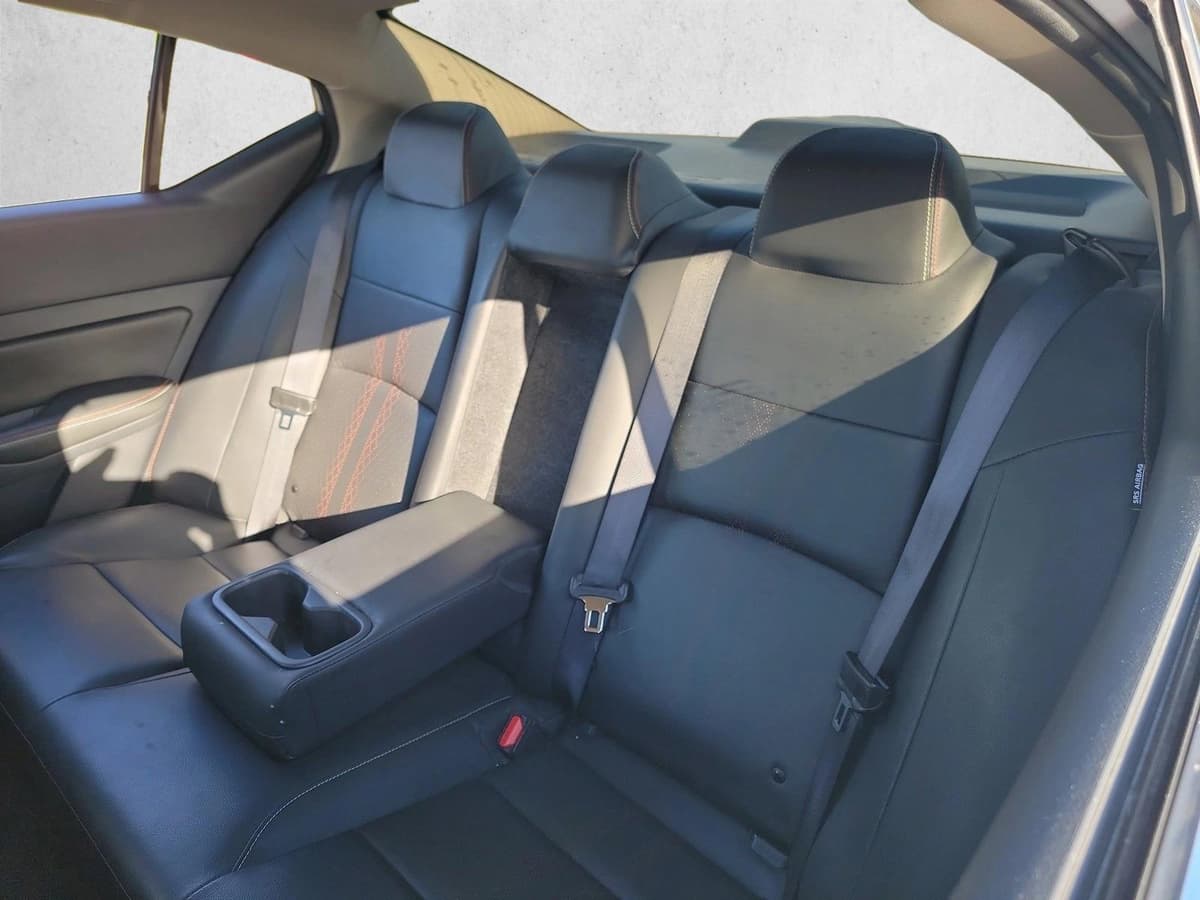 2023 Nissan Altima - Image 14