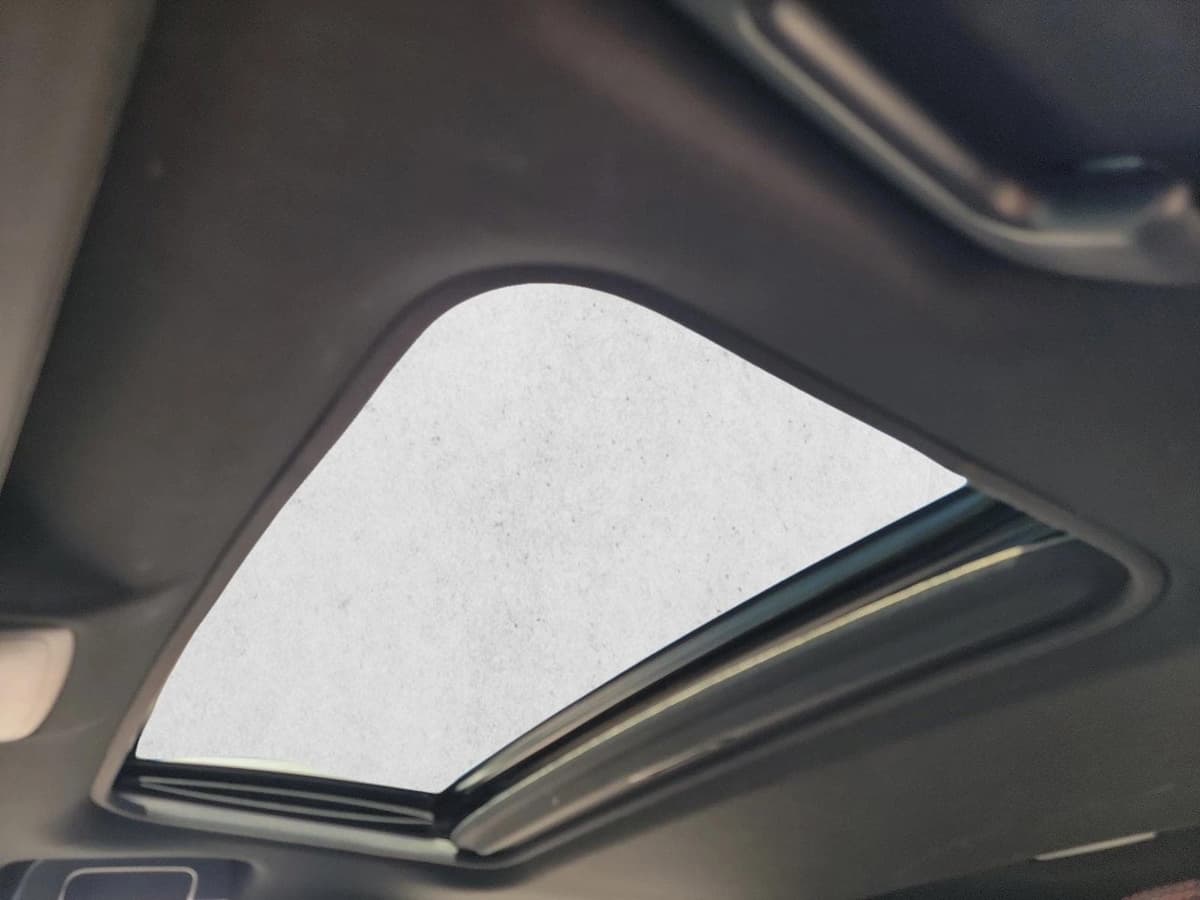 2016 Toyota RAV4 - Image 15