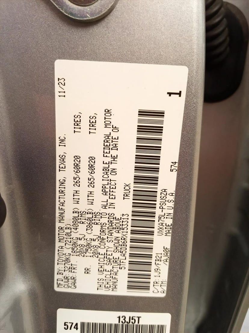 2024 Toyota Tundra - Image 24