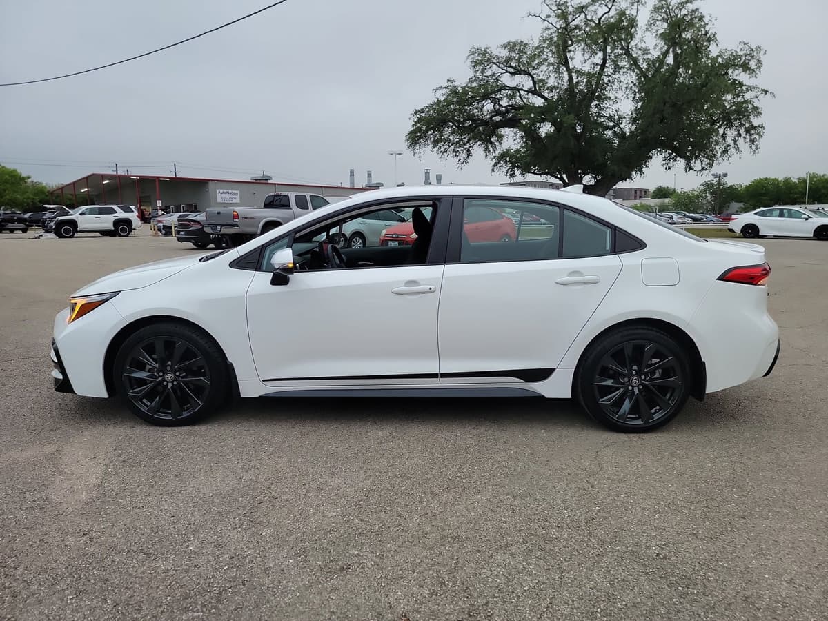 2024 Toyota Corolla - Image 8