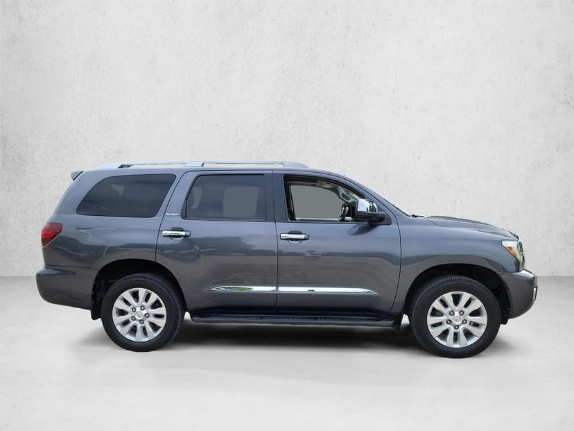 2020 Toyota Sequoia - Image 4