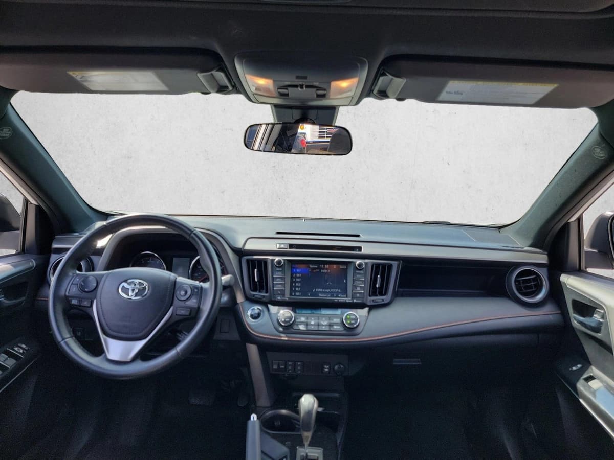 2016 Toyota RAV4 - Image 14