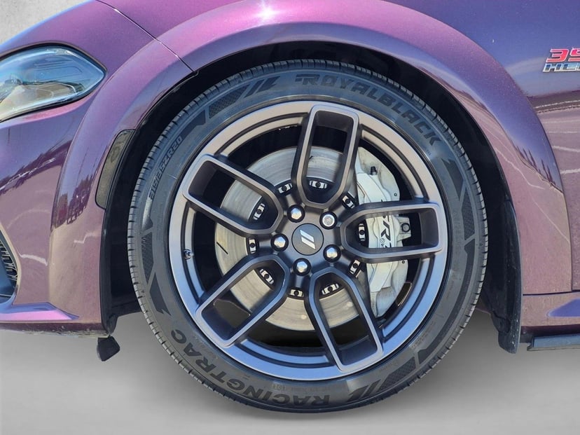 2020 Dodge Charger - Image 24