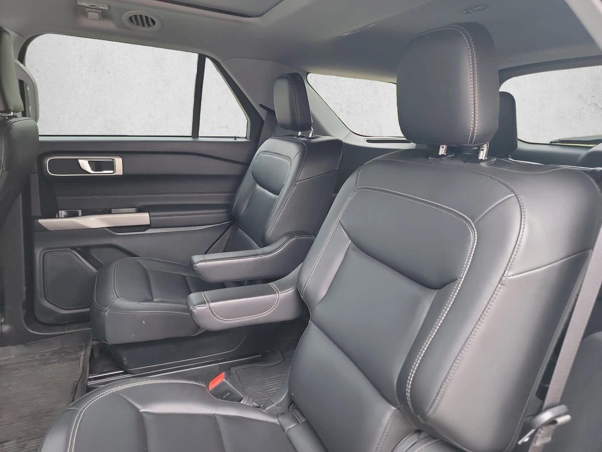 2024 Ford Explorer - Image 14