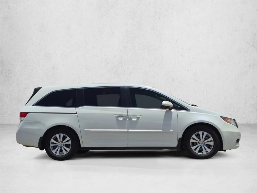 2016 Honda Odyssey - Image 3