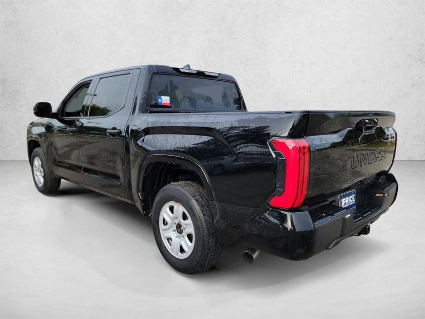 2023 Toyota Tundra - Image 7