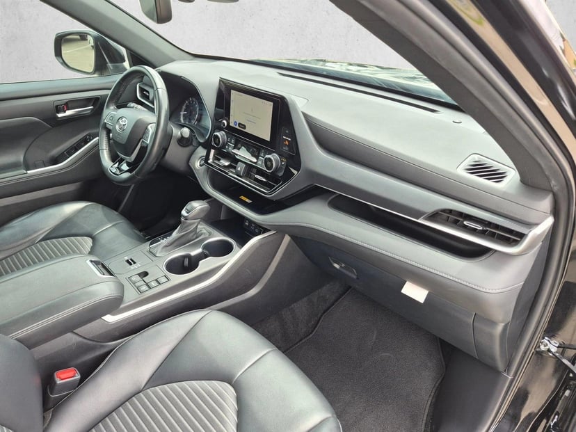 2024 Toyota Highlander - Image 22