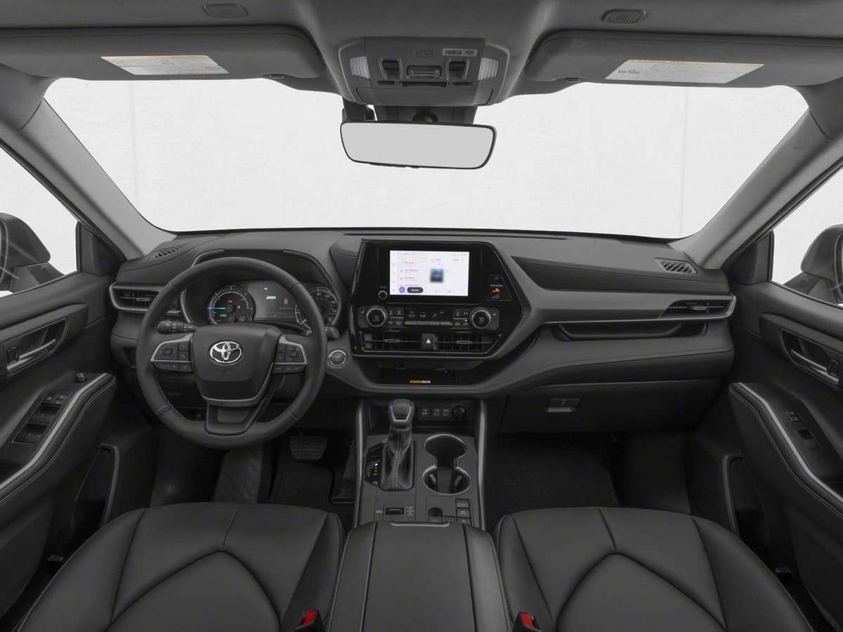 2026 Toyota Highlander Hybrid - Image 5
