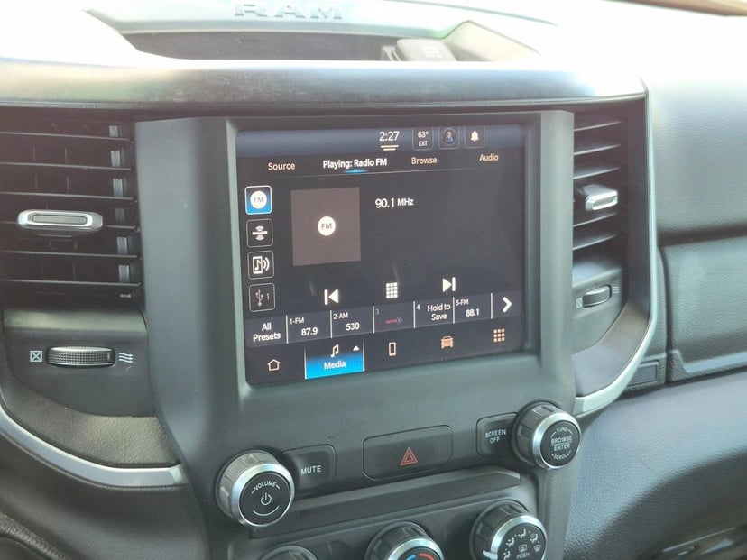 2022 Ram 1500 - Image 8