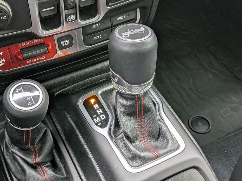 2019 Jeep Wrangler - Image 15