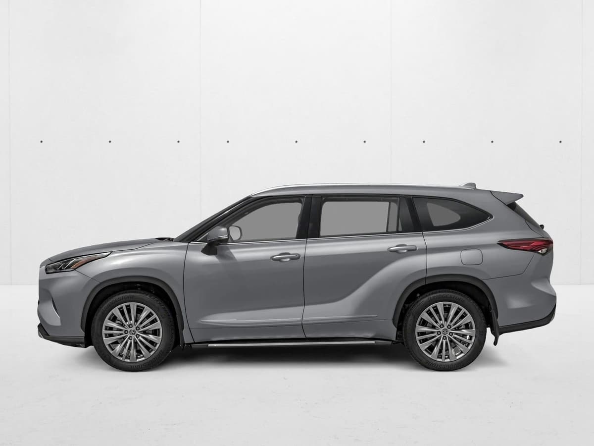 2026 Toyota Highlander Hybrid - Image 3
