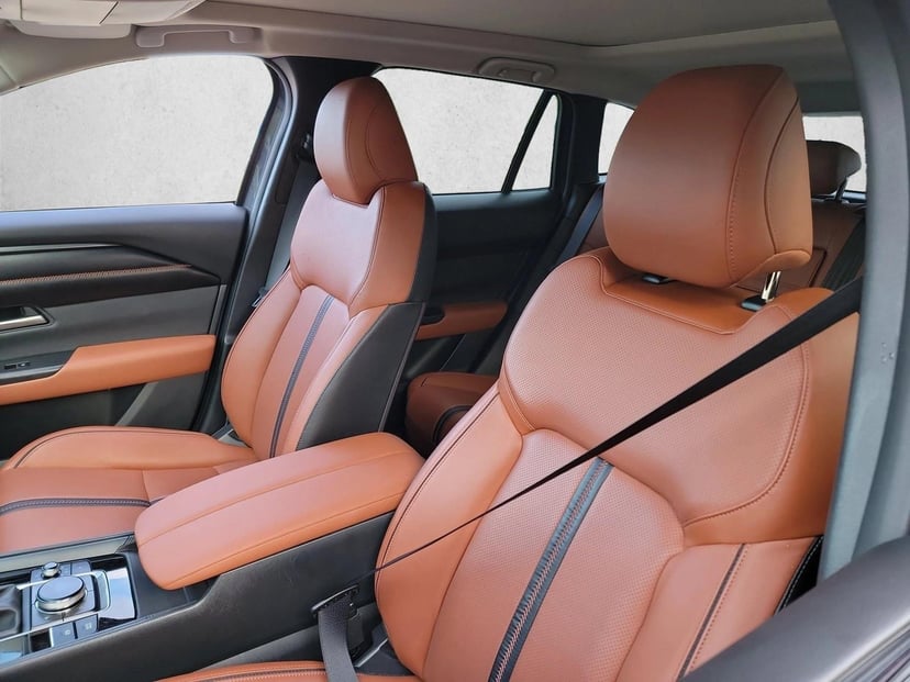 2023 Mazda CX-50 - Image 13